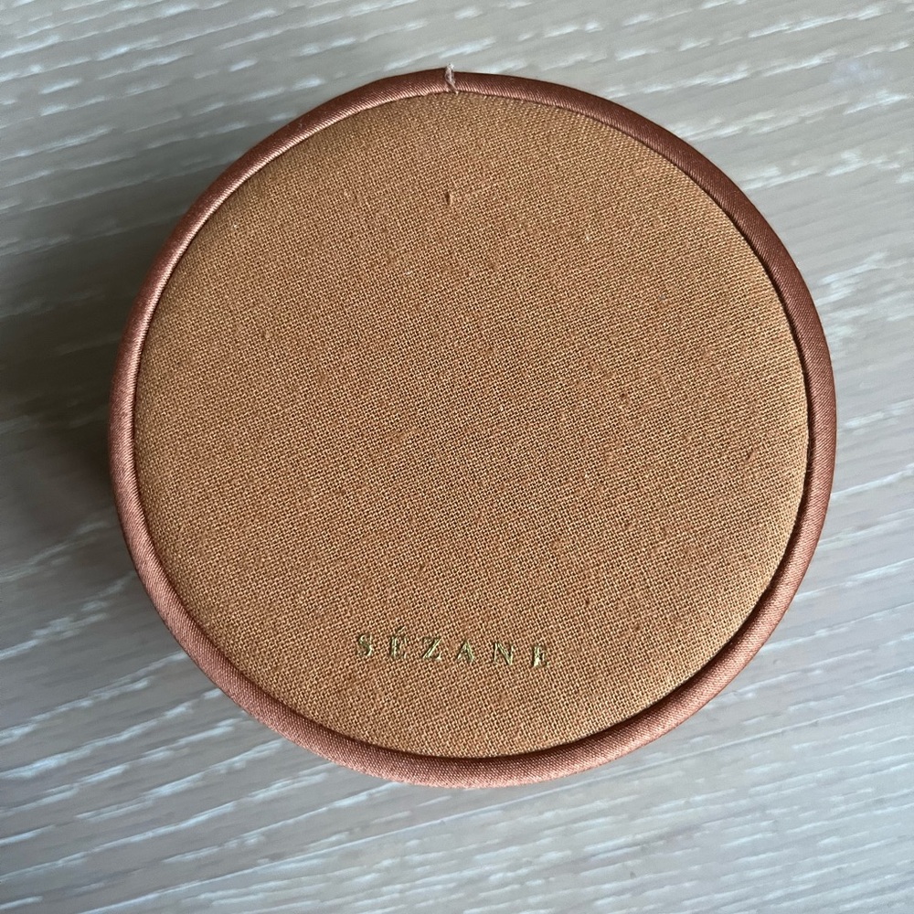 Sezane Brown Round Cosmetic Case